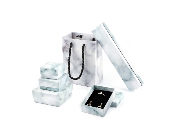 Composition of customized jewelry packaging information layout