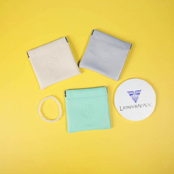 Free sample Custom Oem logo Shape bag Luxury Jewelry necklace Jewelry Pouch and Packaging Gift Bag
