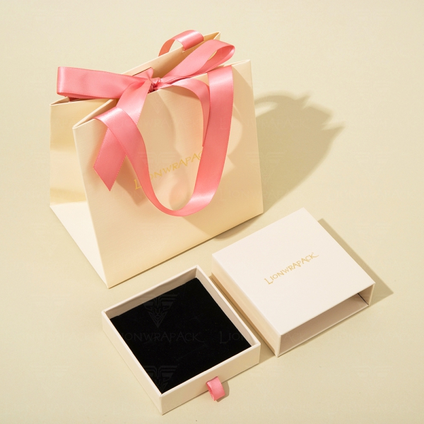 Lionwrapack Custom Logo Printed Slide Drawer Paper Earring Necklace Gift Packaging Boxes Jewelry